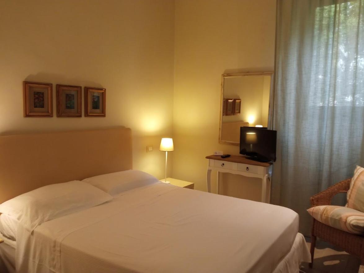 Hotel Touring Livorno Dış mekan fotoğraf