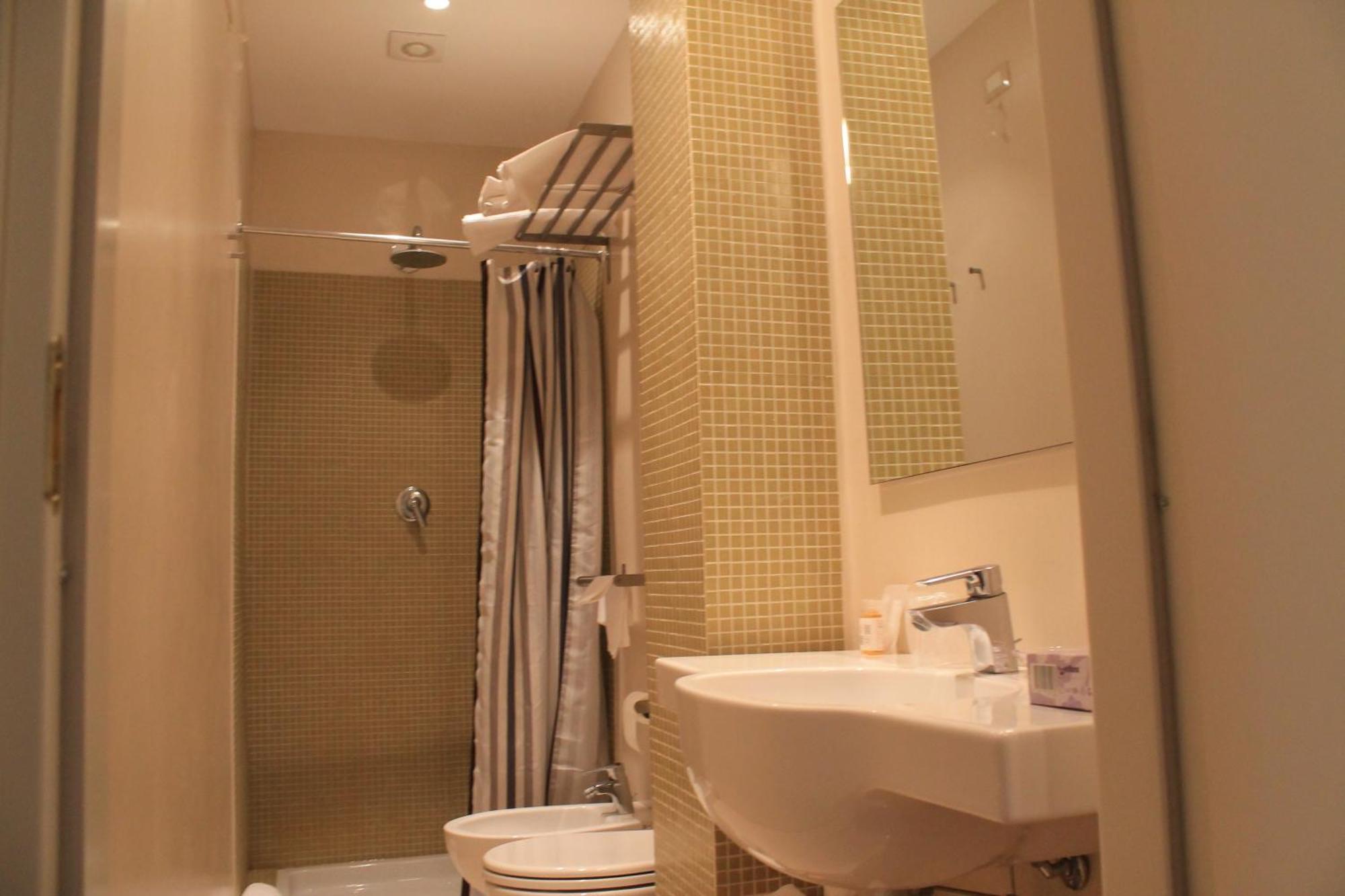 Hotel Touring Livorno Dış mekan fotoğraf